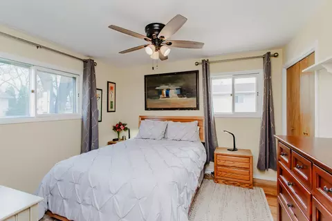 1685 Kent Rd, Hoffman Estates, IL 60169 photo 14