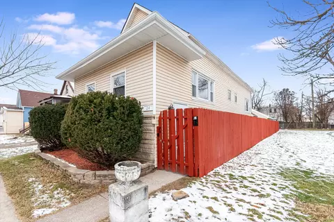 24 156th St, Calumet City, IL 60409
