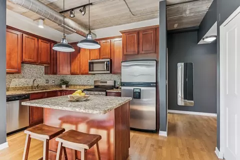 Kitchen - 1228 W Monroe St #301, Chicago, IL 60607 photo 1 of 2