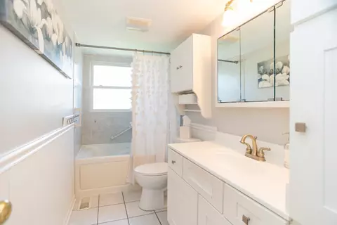 1485 Devonshire Ln, Hoffman Estates, IL 60169 photo 15