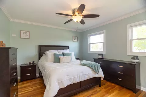 1485 Devonshire Ln, Hoffman Estates, IL 60169 photo 9