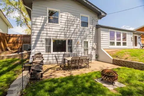 1485 Devonshire Ln, Hoffman Estates, IL 60169 photo 21