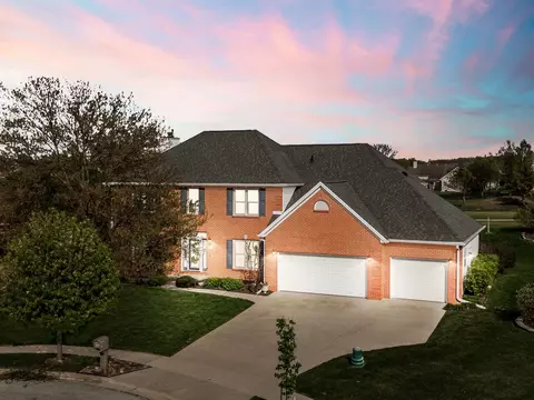 1 Turtleback Ct, Bloomington, IL 61705 photo 2