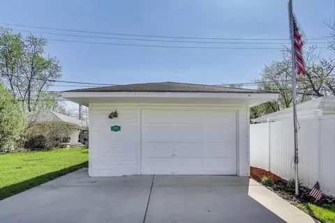 2717 Maple Ave, Brookfield, IL 60513 photo 16