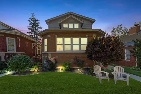 10502 S Bell Ave, Chicago, IL 60643