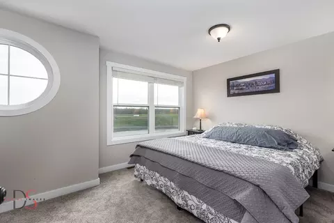 Bedroom - 41 Waterside Way #E, Ottawa, IL 61350 photo 1 of 2