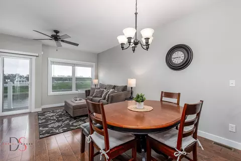 Dining - 41 Waterside Way #E, Ottawa, IL 61350 photo 1 of 1