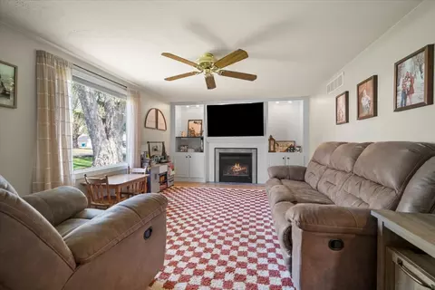 Other - 507 E Walnut St, Hudson, IL 61748 photo 2 of 4