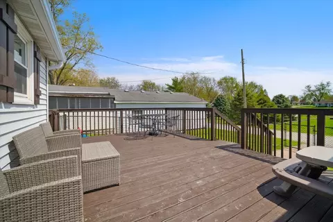 Exterior - 507 E Walnut St, Hudson, IL 61748 photo 1 of 4