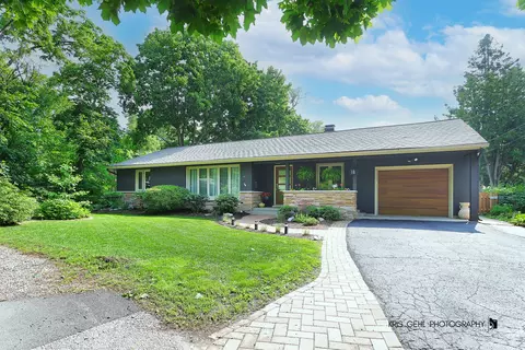 45 Francis Ave, Crystal Lake, IL 60014