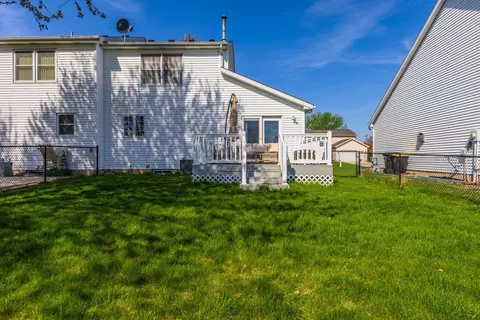 1306 Beacon Hill Ct, Normal, IL 61761 photo 27