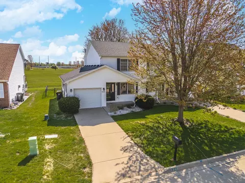 1306 Beacon Hill Ct, Normal, IL 61761 photo 35