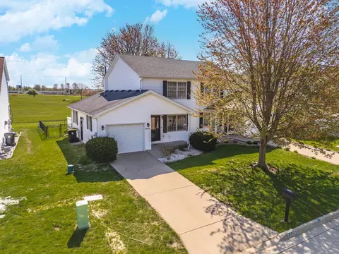1306 Beacon Hill Ct, Normal, IL 61761 photo 34