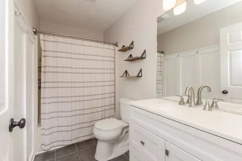 1306 Beacon Hill Ct, Normal, IL 61761 photo 20