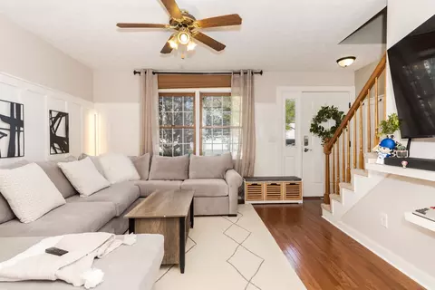 1306 Beacon Hill Ct, Normal, IL 61761 photo 7