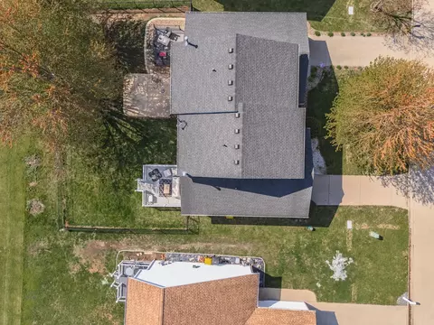 1306 Beacon Hill Ct, Normal, IL 61761 photo 29