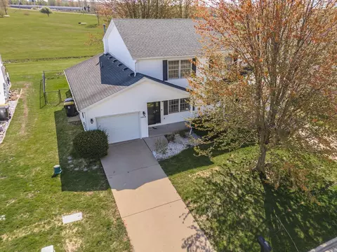 1306 Beacon Hill Ct, Normal, IL 61761 photo 6