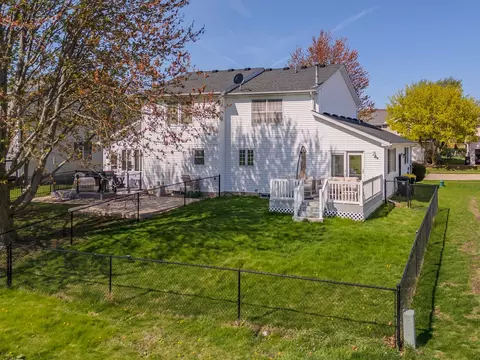 1306 Beacon Hill Ct, Normal, IL 61761 photo 31