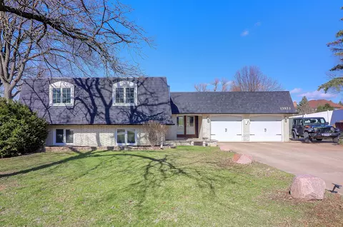 13923 S Kickapoo Trl, Homer Glen, IL 60491