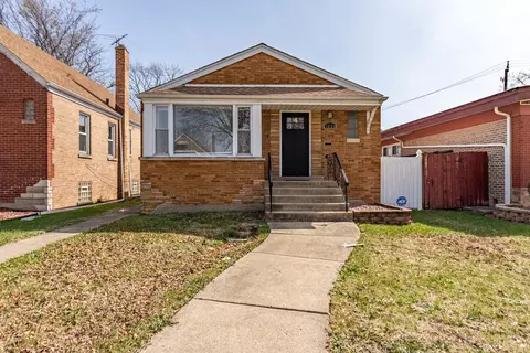 7921 S Christiana Ave, Chicago, IL 60652