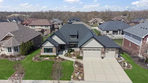11916 Heinecke Dr, Mokena, IL 60448
