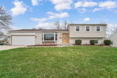 1101 Roslyn Ln, Schaumburg, IL 60194