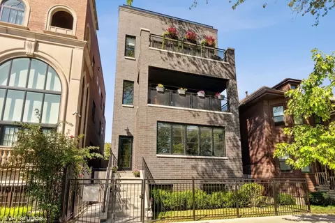1516 W Wrightwood Ave #3, Chicago, IL 60614