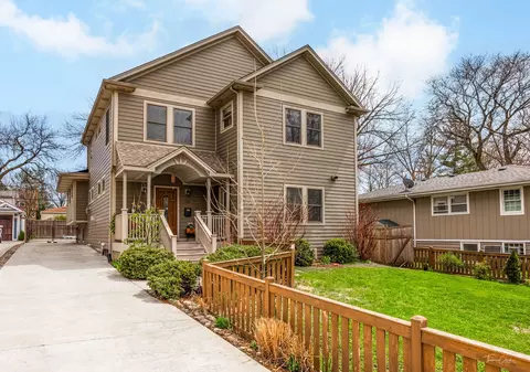 4431 Pershing Ave, Downers Grove, IL 60515