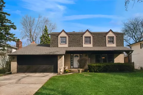 66 Downing Rd, Buffalo Grove, IL 60089