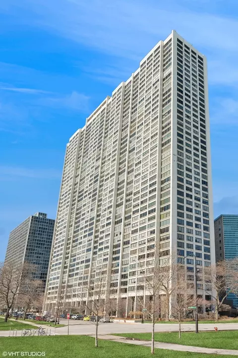 2800 N Lake Shore Dr #2603, Chicago, IL 60657