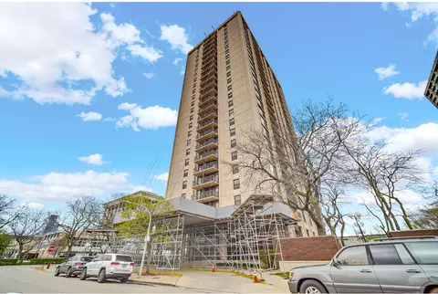 2605 S Indiana Ave #305, Chicago, IL 60616
