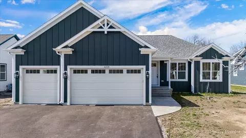 1219 Noble Dr, Port Barrington, IL 60010