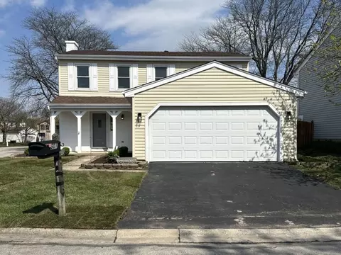 601 Oswego Dr, Carol Stream, IL 60188