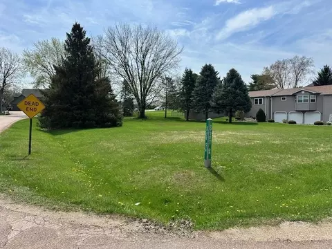 1364 Holiday Dr, Lake Holiday, IL 60548