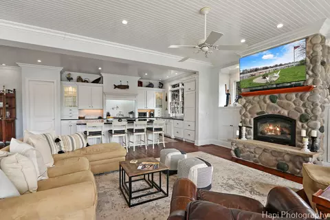 Living - 1828 Orchard Beach Rd, Mchenry, IL 60050 photo 2 of 5