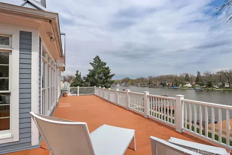 Exterior - 1828 Orchard Beach Rd, Mchenry, IL 60050 photo 9 of 13