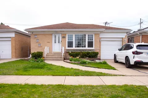 7549 W Gunnison St, Harwood Heights, IL 60706