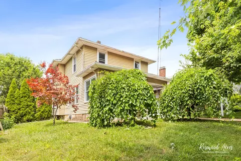 435 S Poplar Ave, Kankakee, IL 60901 photo 2