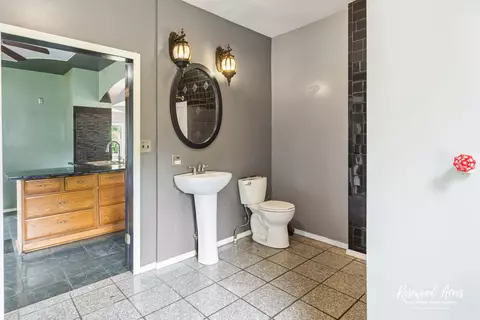 435 S Poplar Ave, Kankakee, IL 60901 photo 10