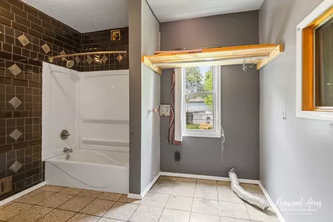 435 S Poplar Ave, Kankakee, IL 60901 photo 12
