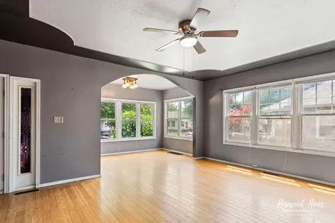 435 S Poplar Ave, Kankakee, IL 60901 photo 5
