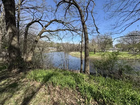 View/Area - 404 Nippersink Dr, Mchenry, IL 60050 photo 1 of 2