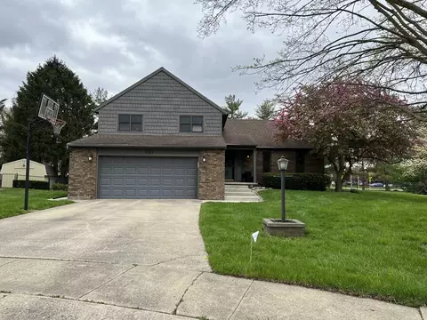 403 E Willard St, Urbana, IL 61801