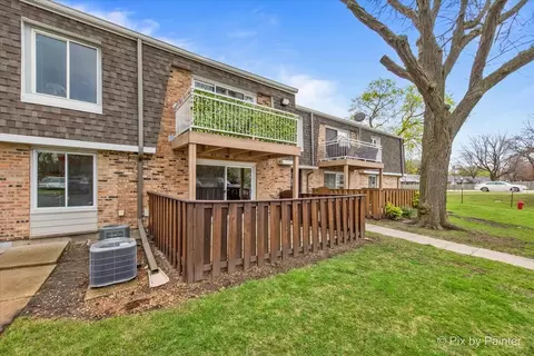 Other - 4704 Euclid Ave #1A, Rolling Meadows, IL 60008 photo 2 of 7