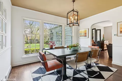 Dining - 751 Keystone Ave, River Forest, IL 60305 photo 2 of 3