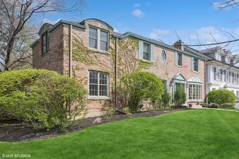 Exterior - 751 Keystone Ave, River Forest, IL 60305 photo 3 of 6