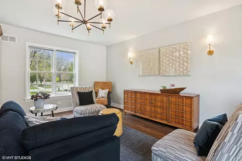 Living - 751 Keystone Ave, River Forest, IL 60305 photo 5 of 7