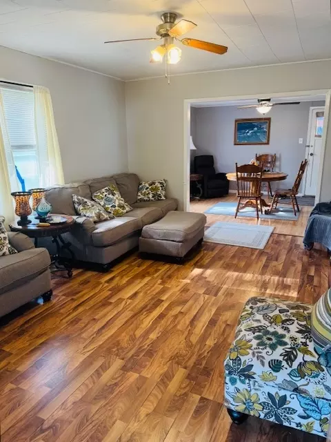 Living - 401 E Wood St, Colfax, IL 61728 photo 1 of 2