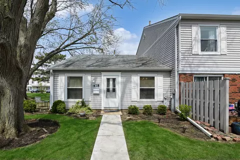518 Eagle Ct #518, Schaumburg, IL 60194