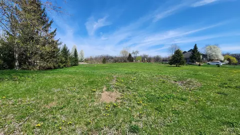 6114 Whiteoak Dr, Mchenry, IL 60050 photo 5
